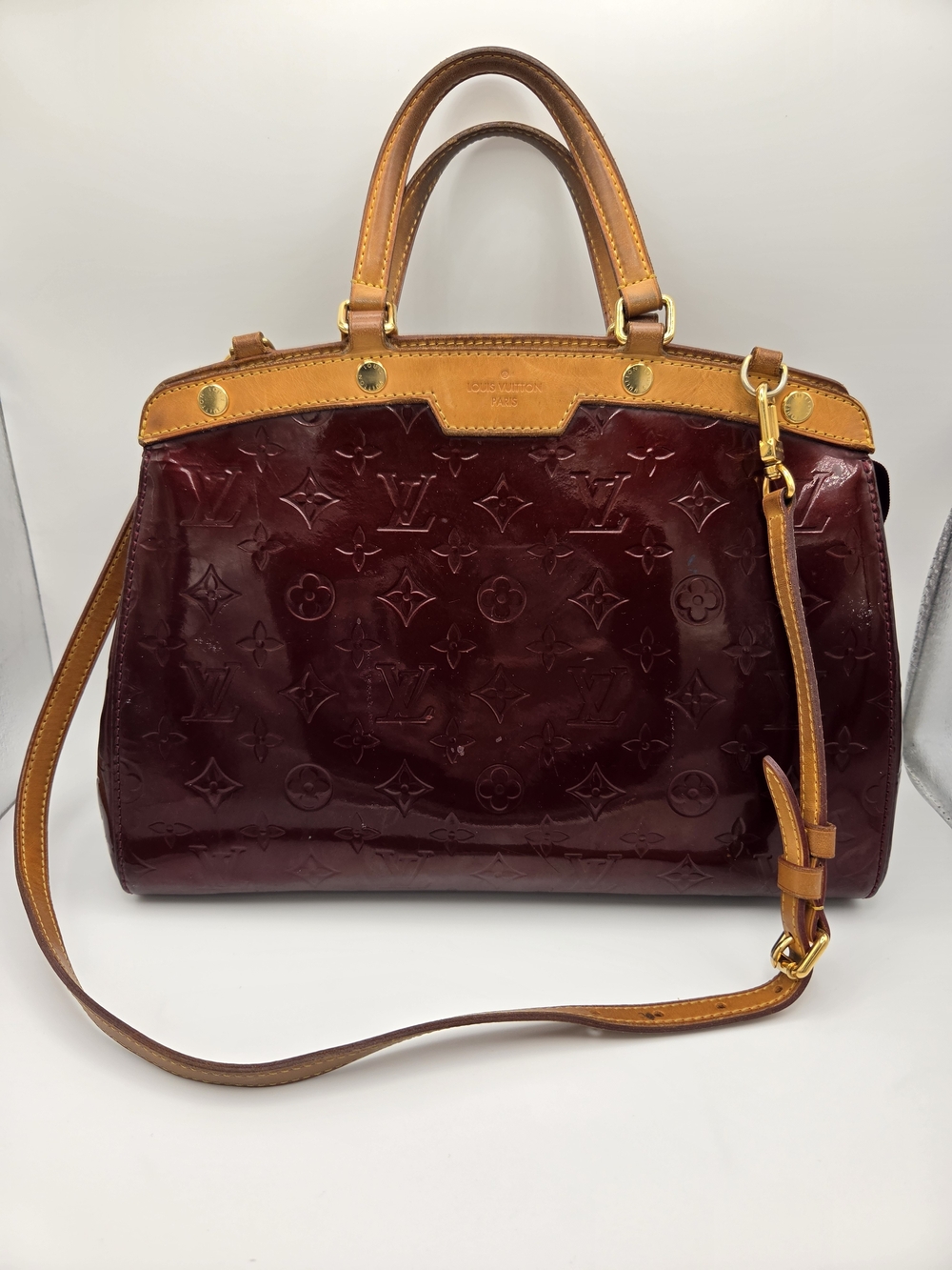 Authentic Louis Vuitton Monogram Vernis Brea MM bag
